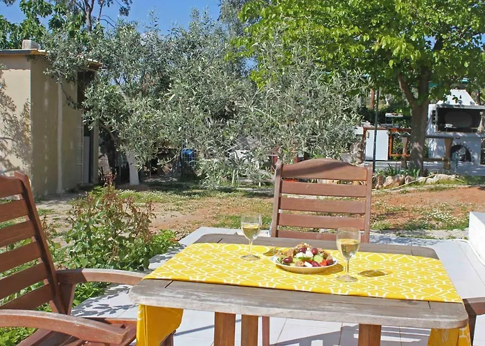 Apartment In Lagonisi